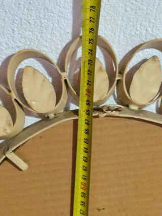 Espejo Flor Sunburst de hierro dorado años 50