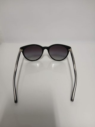 Gafas de sol Emporio Armani negras y grises