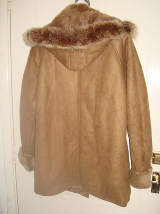 Chaquetónes nuevos o casi nuevos de ante y pelo