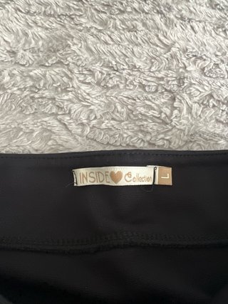 Falda negra ajustada talla L (pequeña, es una S/M)