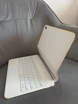 Teclado magnético Apple iPad 10