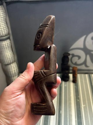 Lote 3 figuras africanas de madera talladas a mano