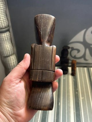 Lote 3 figuras africanas de madera talladas a mano