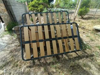 Somier metálico y  madera U de 90