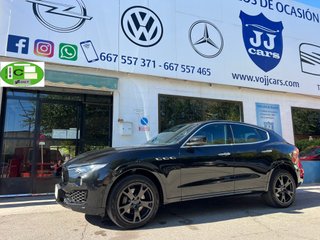 Maserati Levante V6 275 HP D AWD