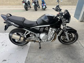Suzuki Bandit 650 Naked Negra 2007