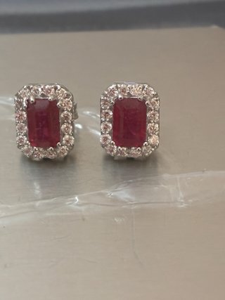 Pendientes Oro Blanco Rubí y Diamantes GEM-TECH