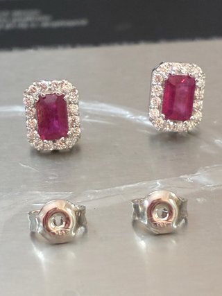 Pendientes Oro Blanco Rubí y Diamantes GEM-TECH