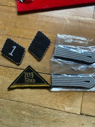 Insignias y cordones recreación/cine