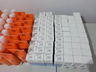 Lote 151 productos cosmética