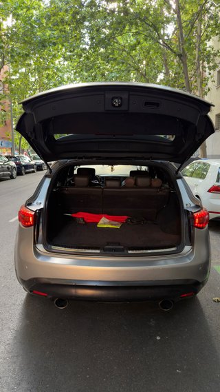 Infiniti FX50 2010