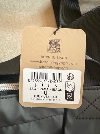 Bolsa deportiva Born Living Yoga negra