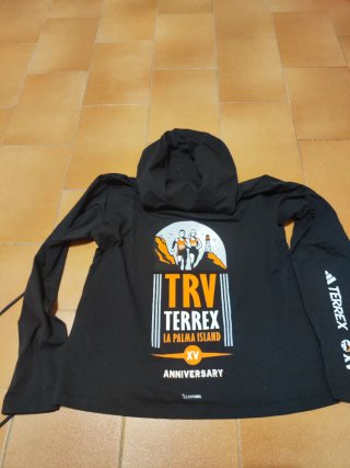 Camiseta con capucha Adidas Terrex TRV