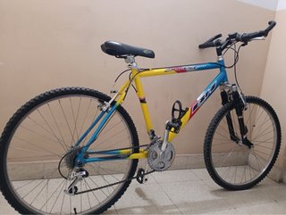 Bicicleta BH 18 velocidades
