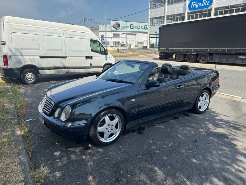 Mercedes-Benz  CLK 1999 - foto 1