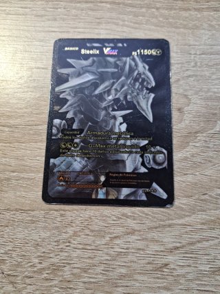 Carta Pokémon Steelix VMAX Negra