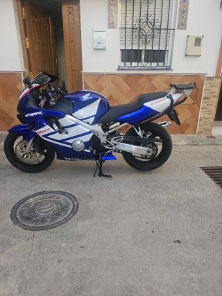 Honda CBR 600 F Azul