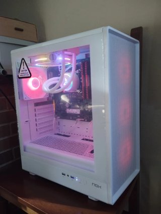 PC Gaming MSI RTX 5060 16GB DDR4