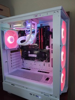 PC Gaming MSI RTX 5060 16GB DDR4