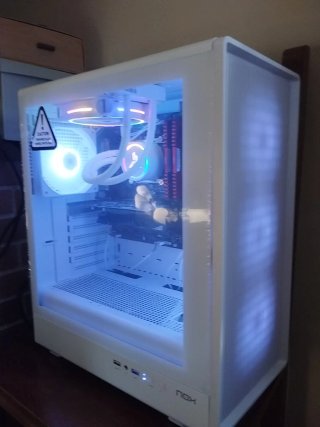 PC Gaming MSI RTX 5060 16GB DDR4