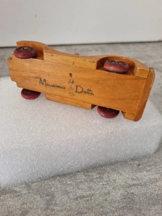 Coche madera