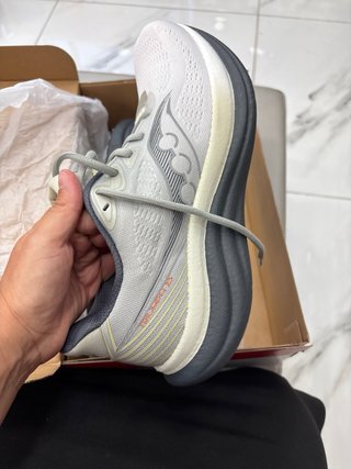 Saucony Triumph 23 uomo nuova per running 42.5