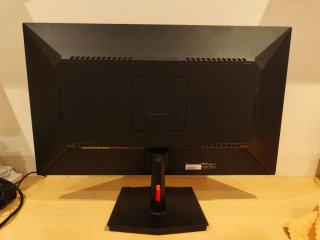 Monitor Titan Army QHD 27 IPS 180Hz