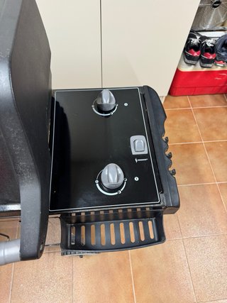 Barbacoa Gas Weber Negra