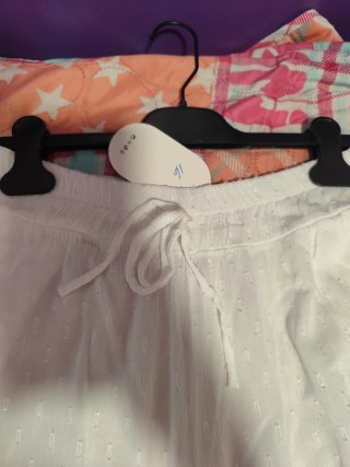 Pantalón blanco lino (mercadillo Majadahonda)