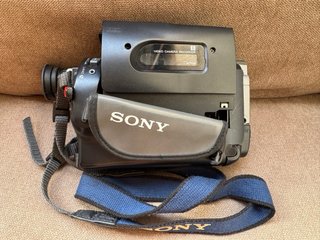 Sony Handycam CCD-TR640E Video 8 XR Para Piezas