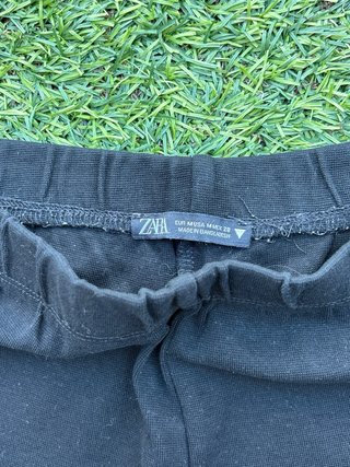 Shorts negros Zara