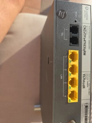 Router Vodafone WiFi 6 CGA6444VFES