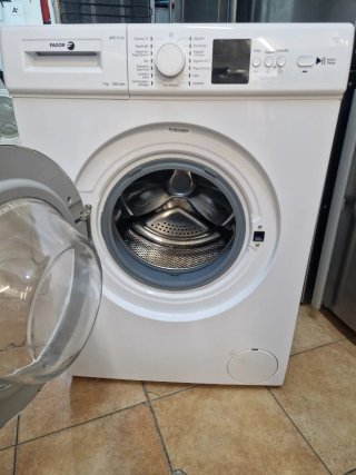 Lavadora carga frontal Fagor 7kg 1200rpm.
