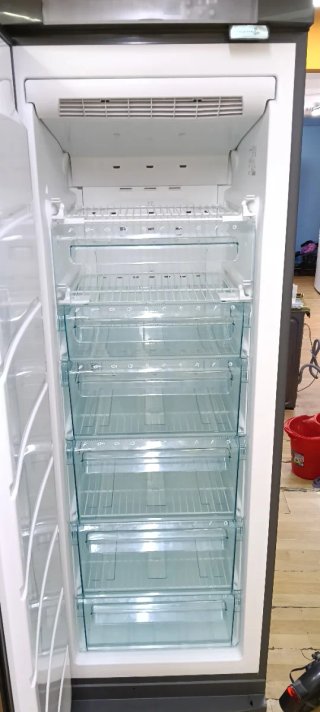 Congelador Vertical Electrolux
