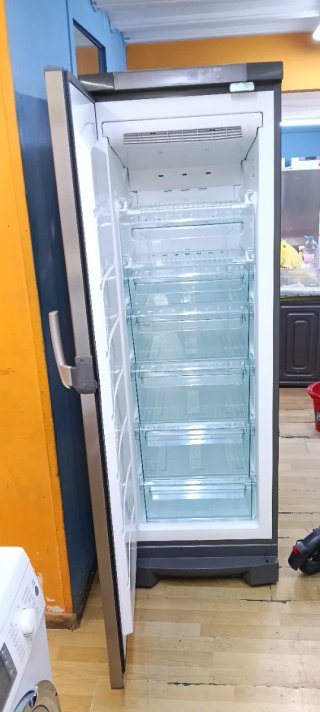 Congelador Vertical Electrolux