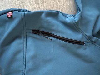 Chaqueta técnica montaña Grifone azul windstopper