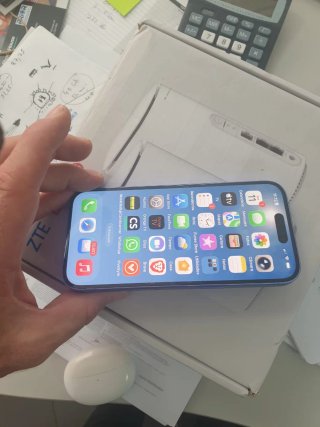 iPhone 16 128GB Azul Ultramar