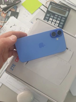 iPhone 16 128GB Azul Ultramar