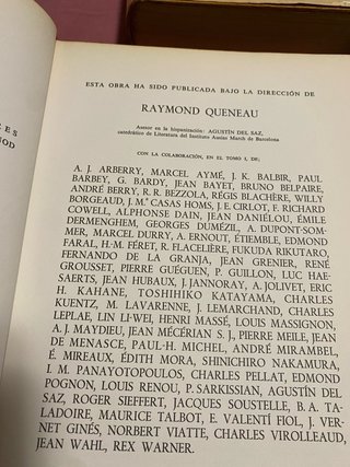 Lote de libros de escritores célebres, ver fotos