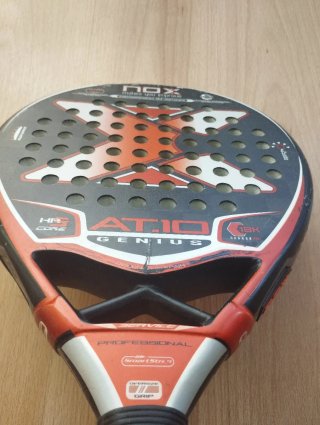 Pala de pádel NOX AT10 Genius