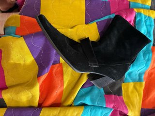 Botines negros de ante