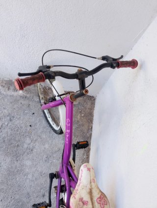 Bicicleta infantil morada