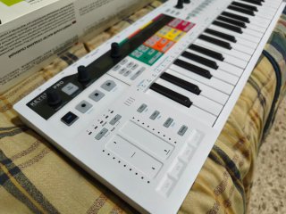 Teclado MIDI Arturia KeyStep Pro