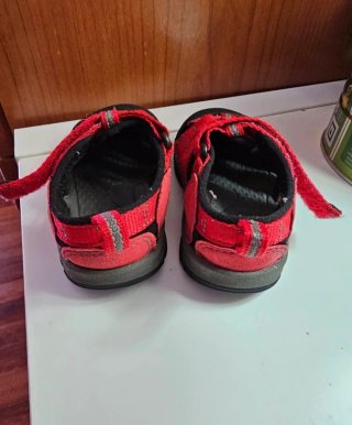 Sandalias Keen Niña Talla 20/21 Rojas