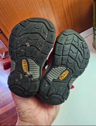 Sandalias Keen Niña Talla 20/21 Rojas
