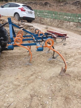 Cultivador de suelo rasomen con enganche rapido