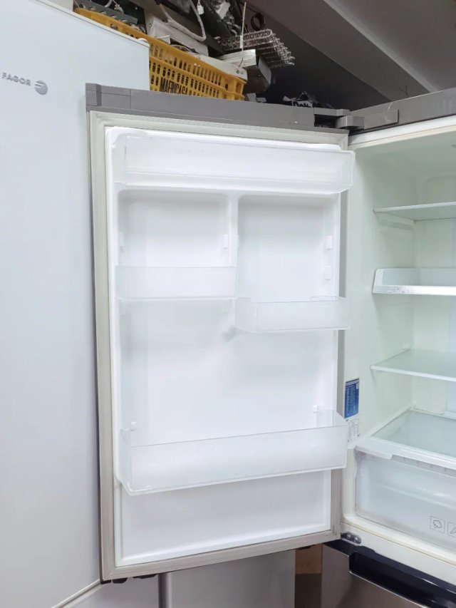 Frigorífico 'SAMSUNG' combi no frost