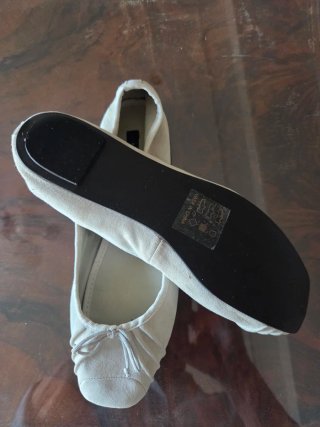 Manoletinas beige con lazo