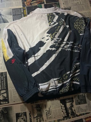 Chaqueta Nike Challenge Court Y2K