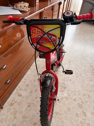 Bici infantil roja Cars